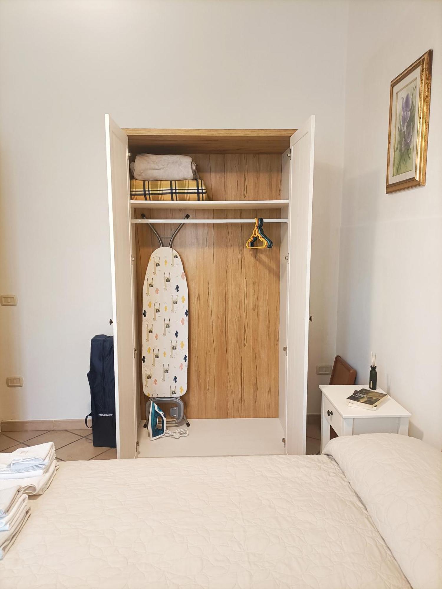 Bright Port View Apartment- Free Parking Cagliari Luaran gambar