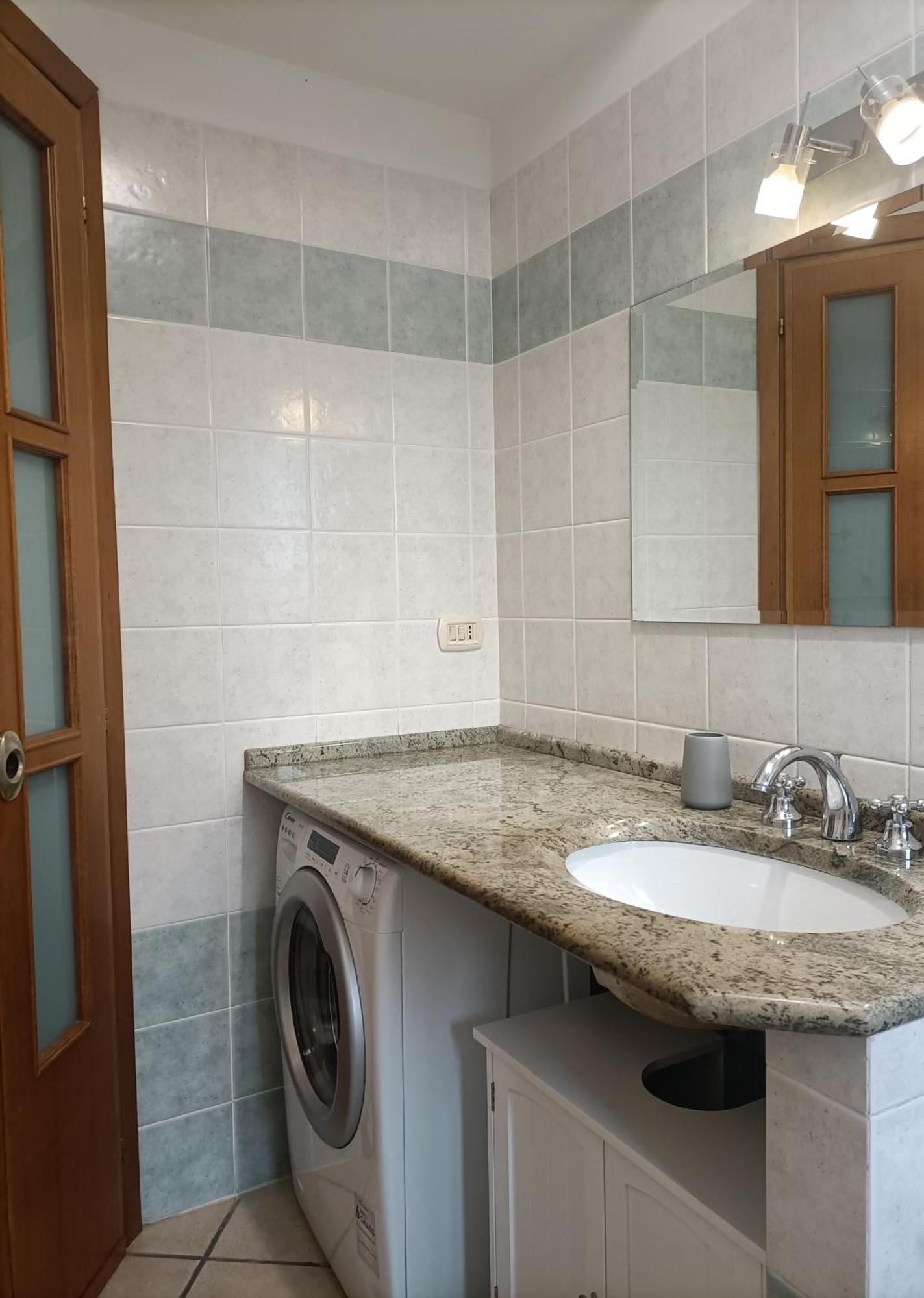 Bright Port View Apartment- Free Parking Cagliari Luaran gambar