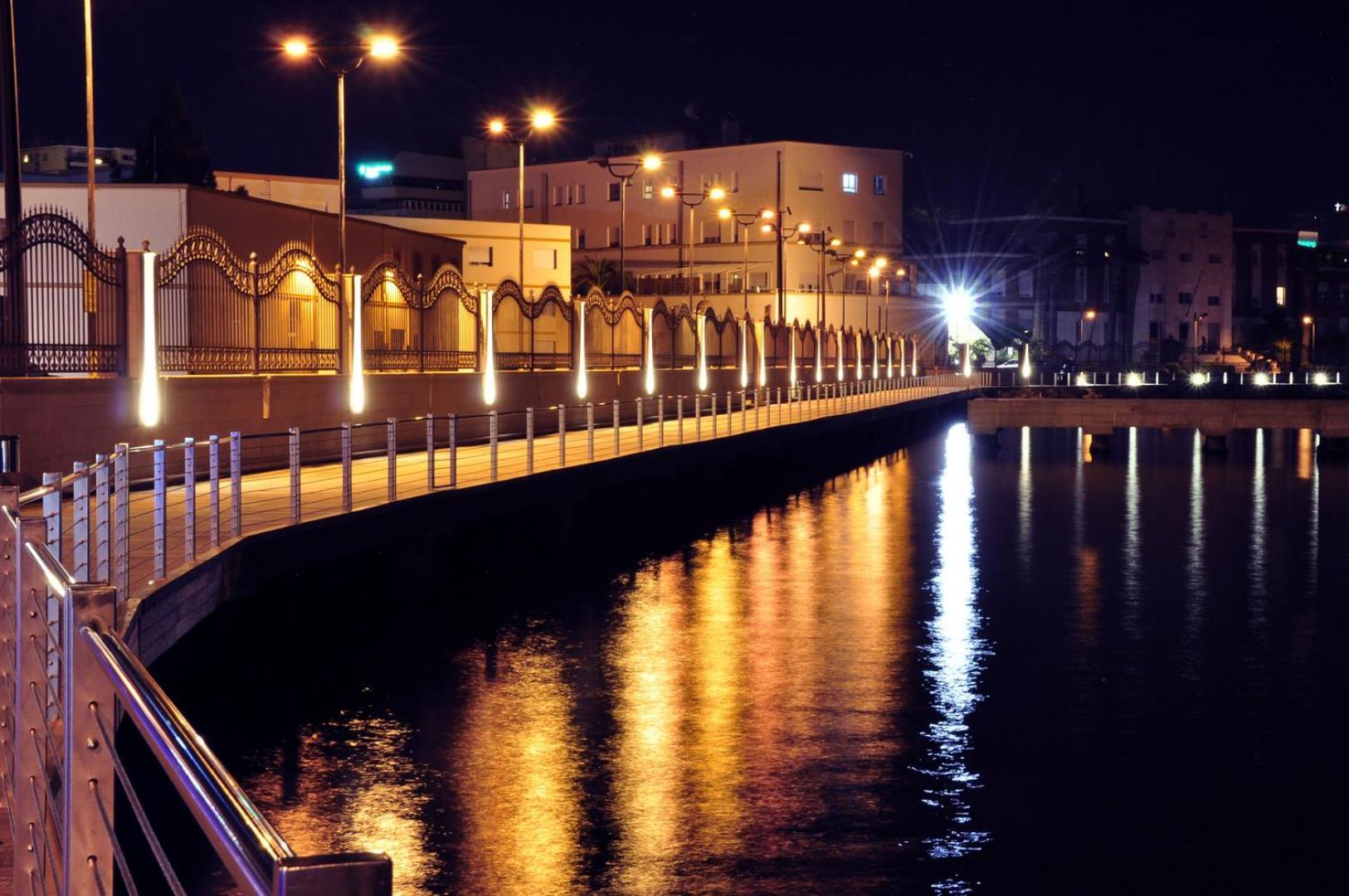 Bright Port View Apartment- Free Parking Cagliari Luaran gambar
